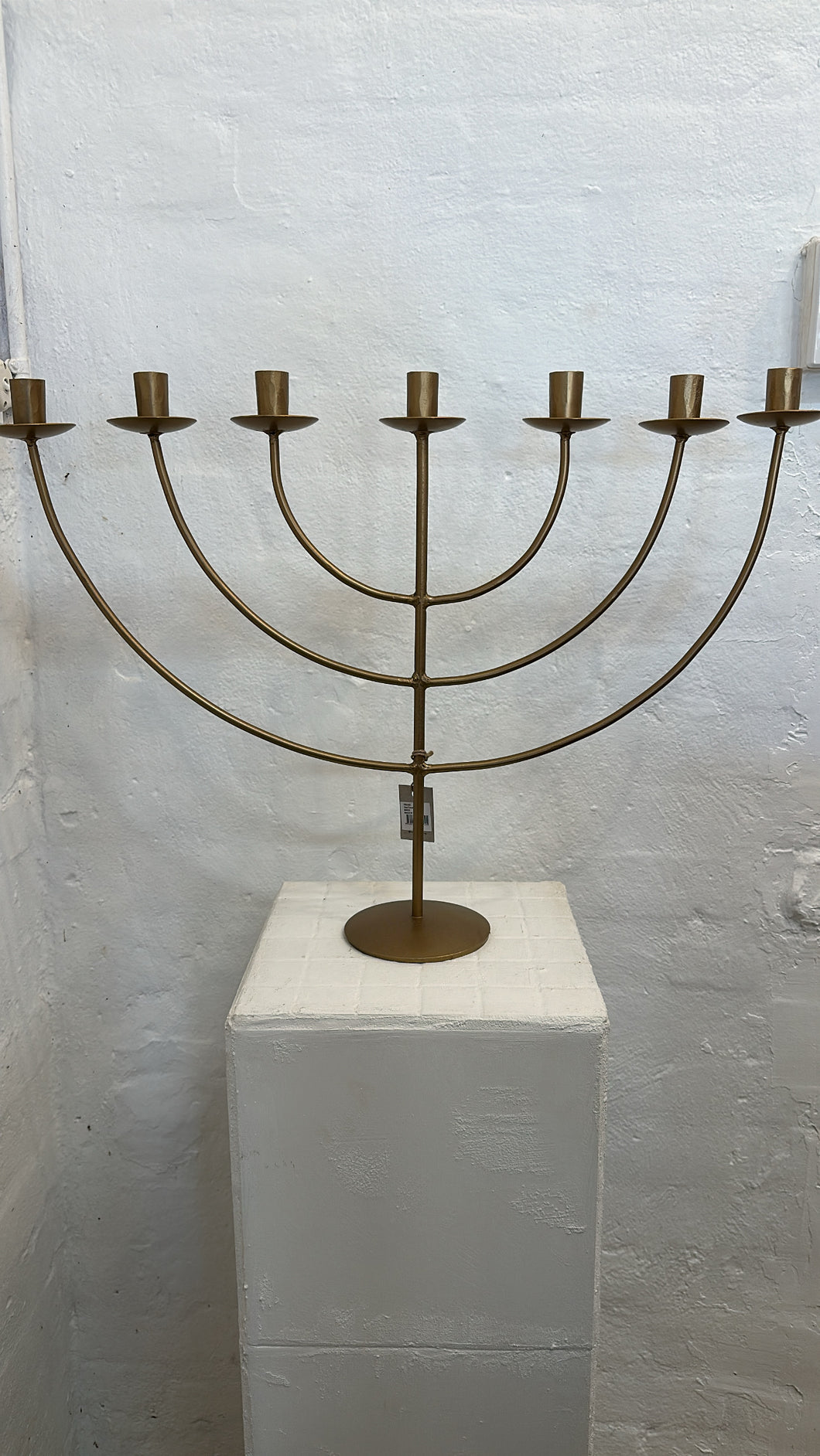 BRASS YAEL CANDLE HOLDER