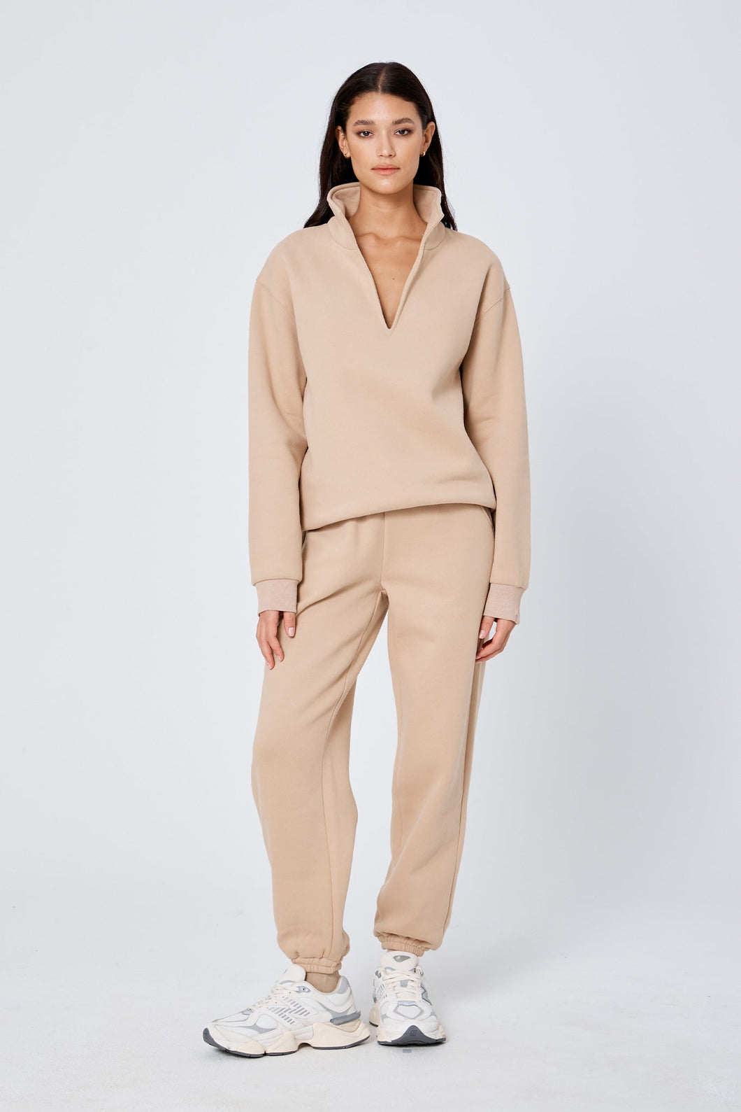 The Track Pant in Sand