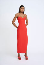 Load image into Gallery viewer, SAHANA SHELL SHAPE STRAPLESS MIDI DRESS - SCARLETTE RED
