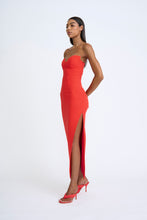 Load image into Gallery viewer, SAHANA SHELL SHAPE STRAPLESS MIDI DRESS - SCARLETTE RED
